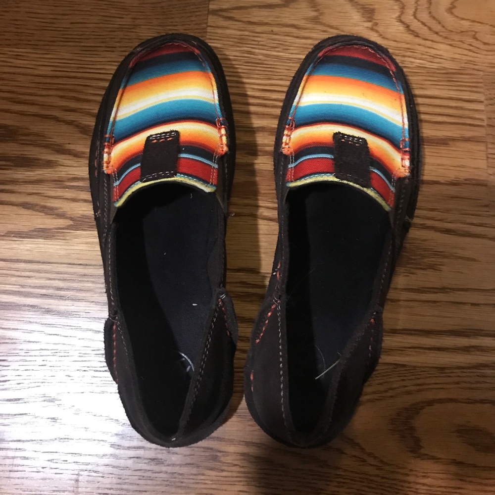 Ariat cruisers